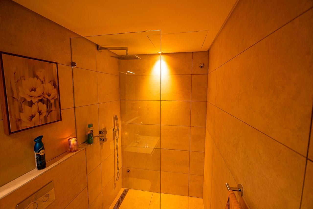 Piano And Gold At The Signature, Tetteh Quarshie アクラ エクステリア 写真