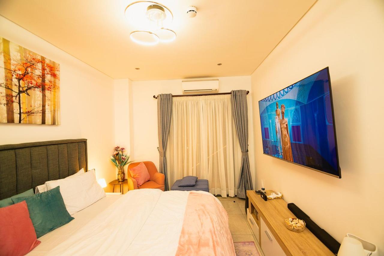 Piano And Gold At The Signature, Tetteh Quarshie アクラ エクステリア 写真