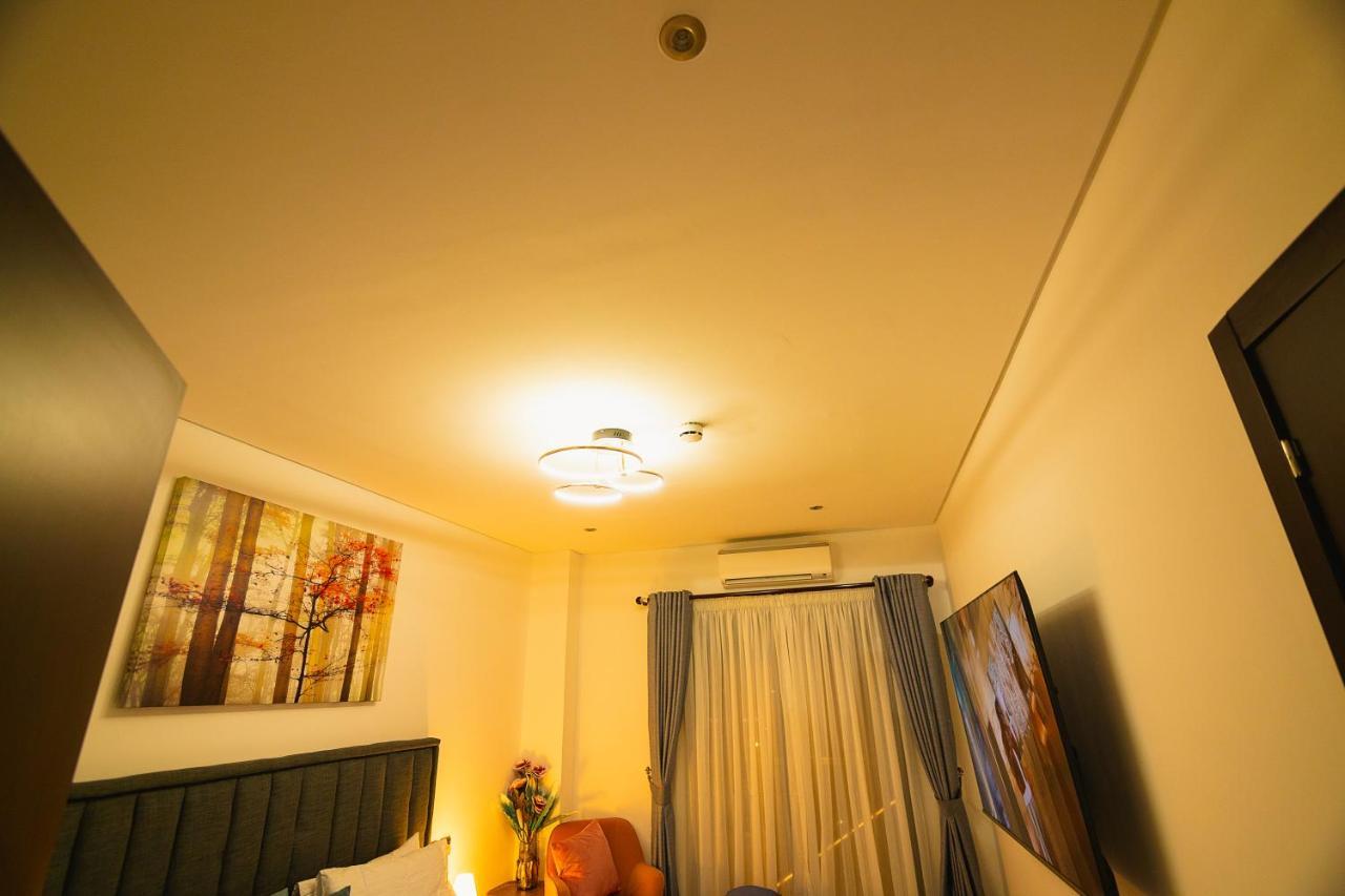 Piano And Gold At The Signature, Tetteh Quarshie アクラ エクステリア 写真